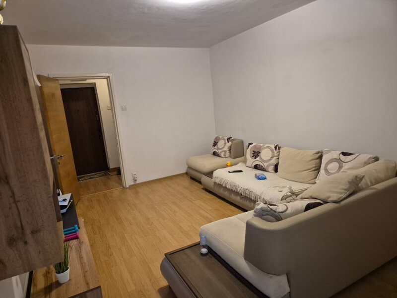 Costin Georgian Apartament 3 camere – metrou Costin Georgian, langa Parcul Morarilor